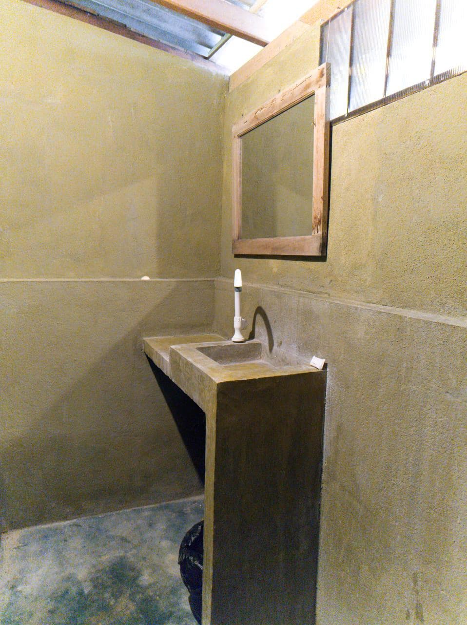Concrete Sink Mirror Green Bathroom