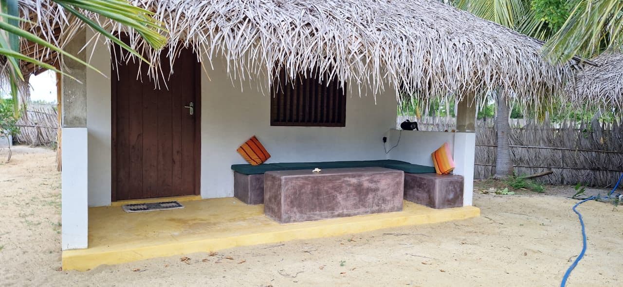 Thatched Bungalow Entrance Bench Cushions